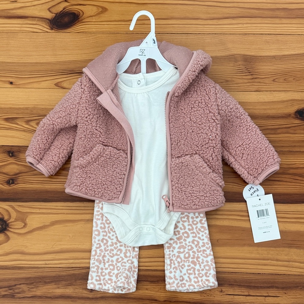 NWT Rachel Zoe Pink Sherpa Hoodie Set Cream Bodysuit pink Leopard Pant 3/6 month